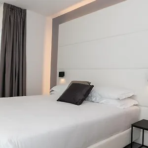 the-j-hotel-jesolo.hotelinveneto.com/